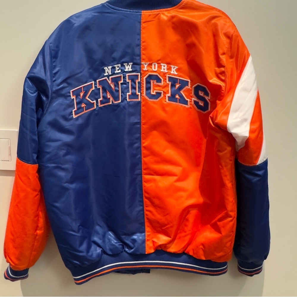 Starter New York Knicks 75th Anniversary Color Block Satin Varsity Jacket M - Picture 4 of 10